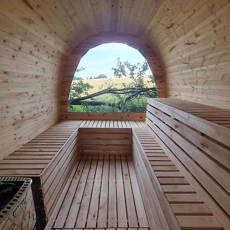 Loft Apartment Mit Grosser Badewanne A Mugeln エクステリア 写真