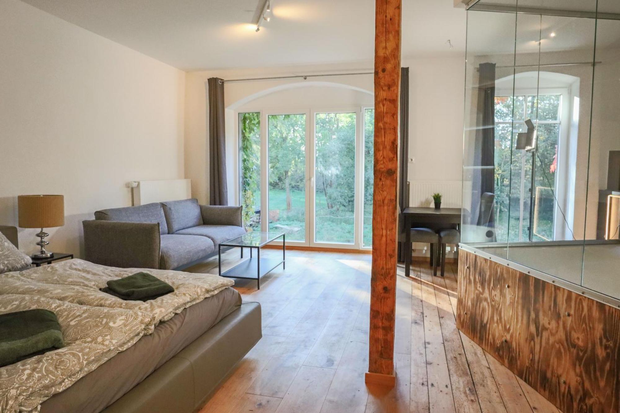Loft Apartment Mit Grosser Badewanne A Mugeln エクステリア 写真